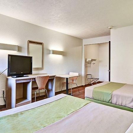 Economy Inn Pittsburgh Airport Moon Township Buitenkant foto