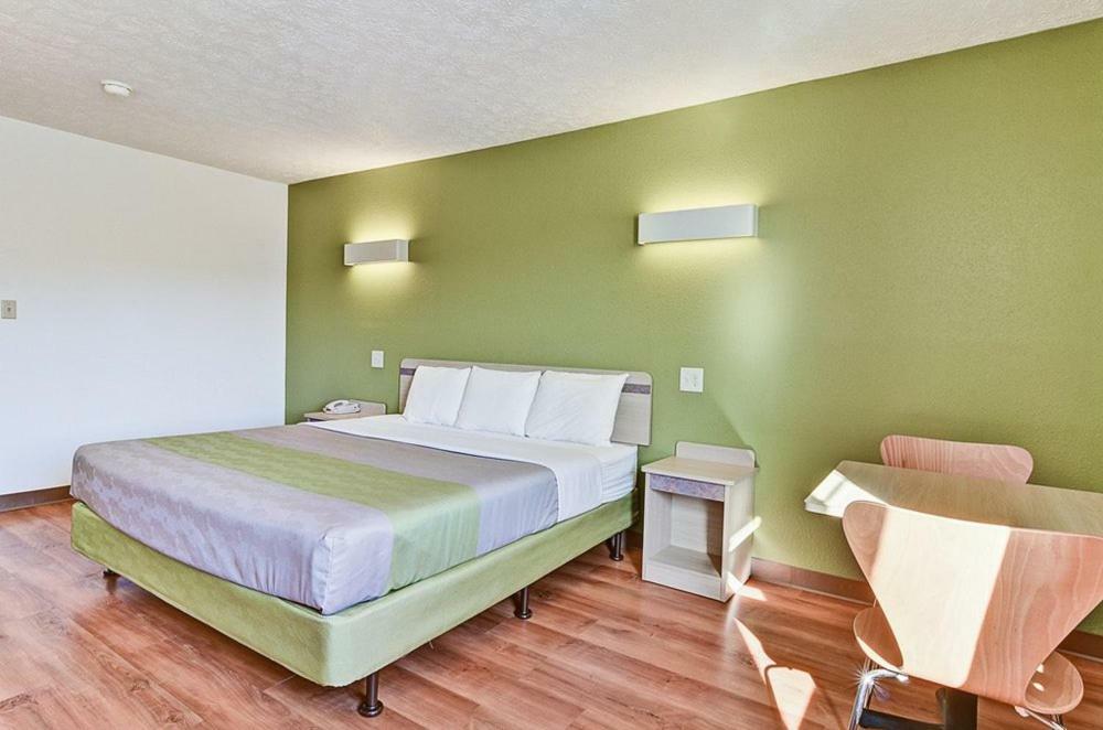 Economy Inn Pittsburgh Airport Moon Township Buitenkant foto